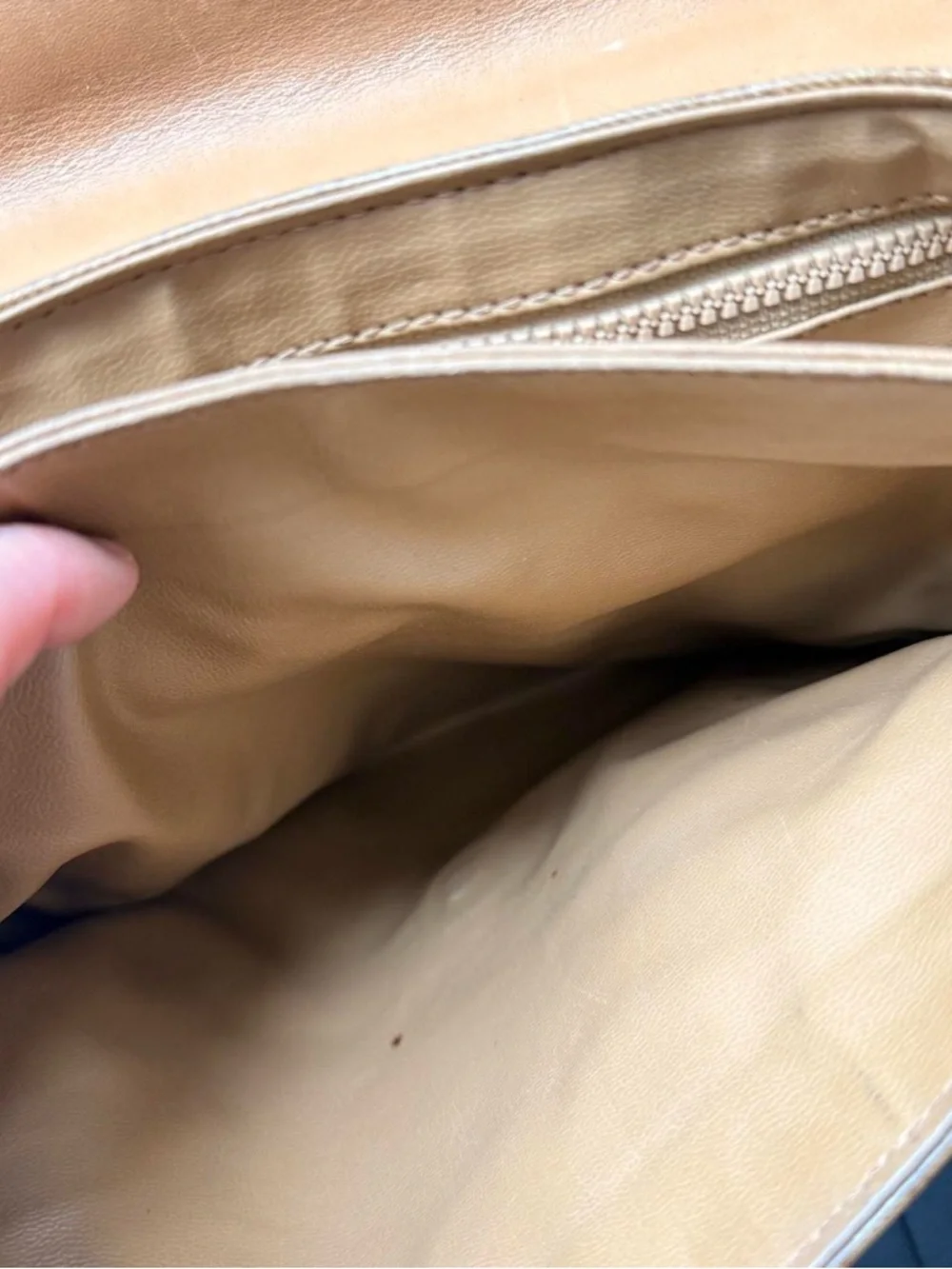 Celine Tan Leather Interior Shoulder Bag - Picture 7 of 8